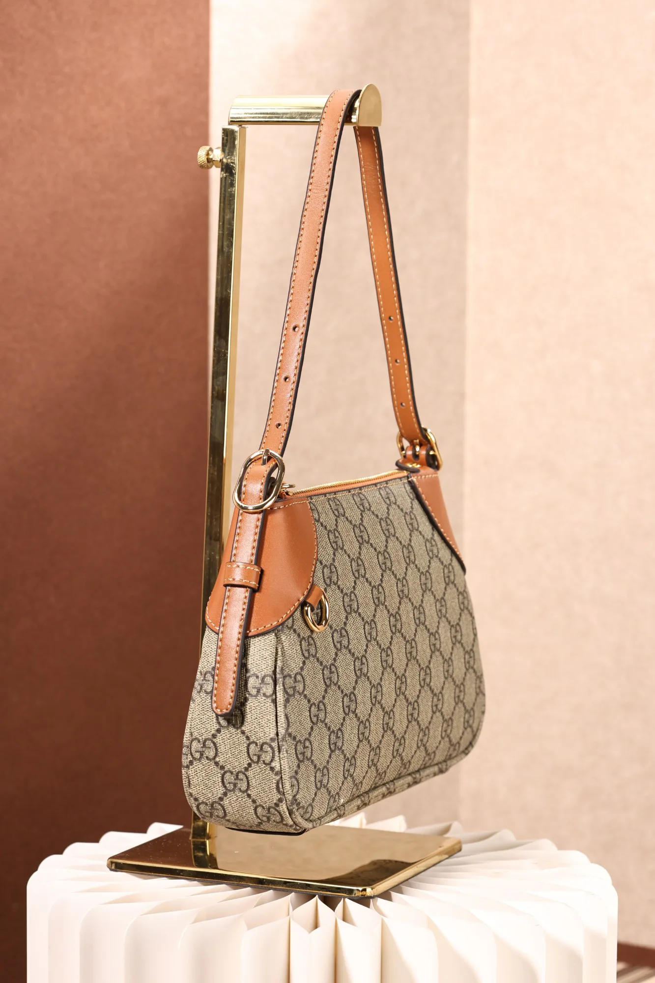 Классические Сумки Женские Gucci 1270578