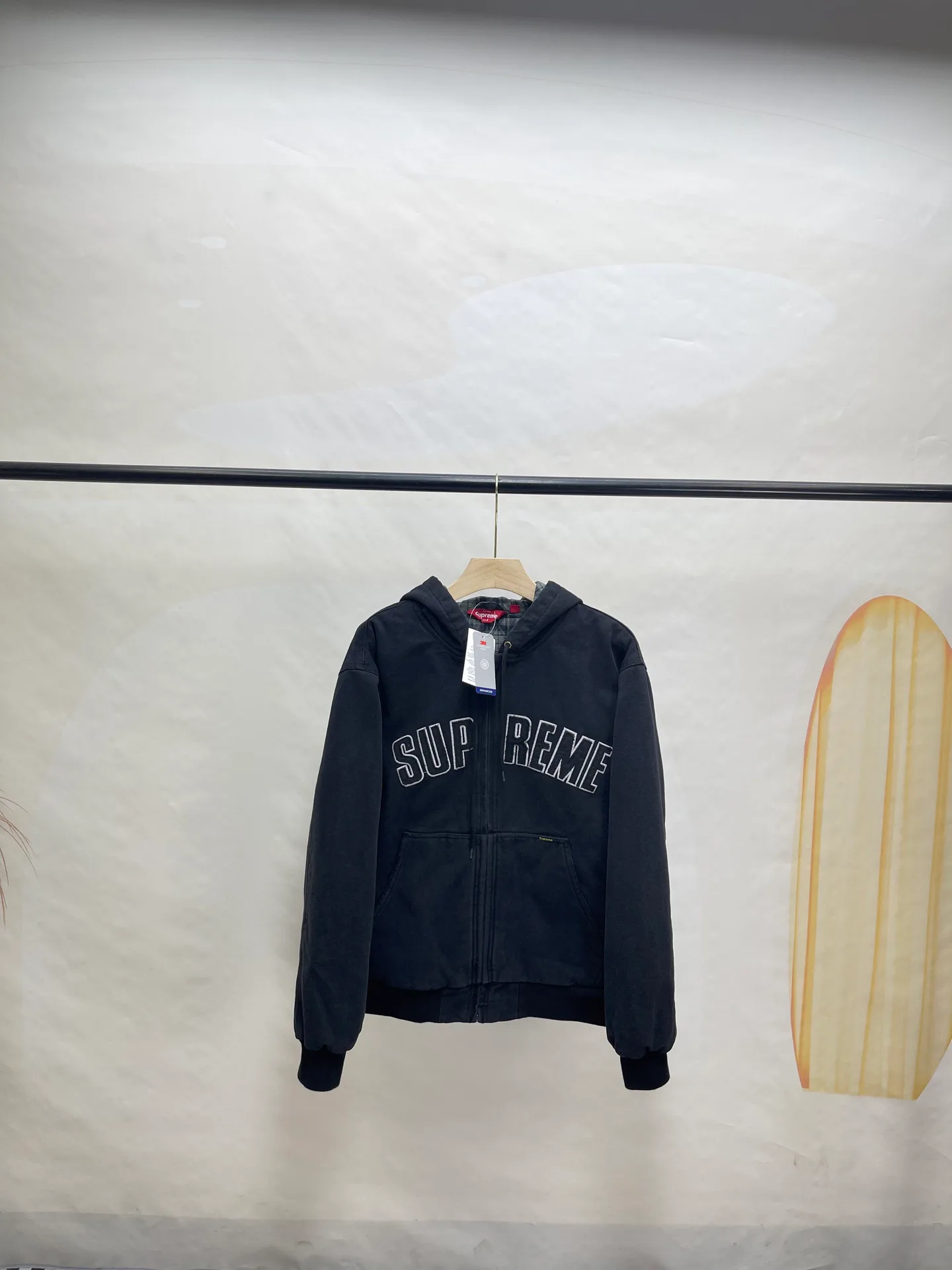 Куртки И Пуховики Женские Supreme 10542432