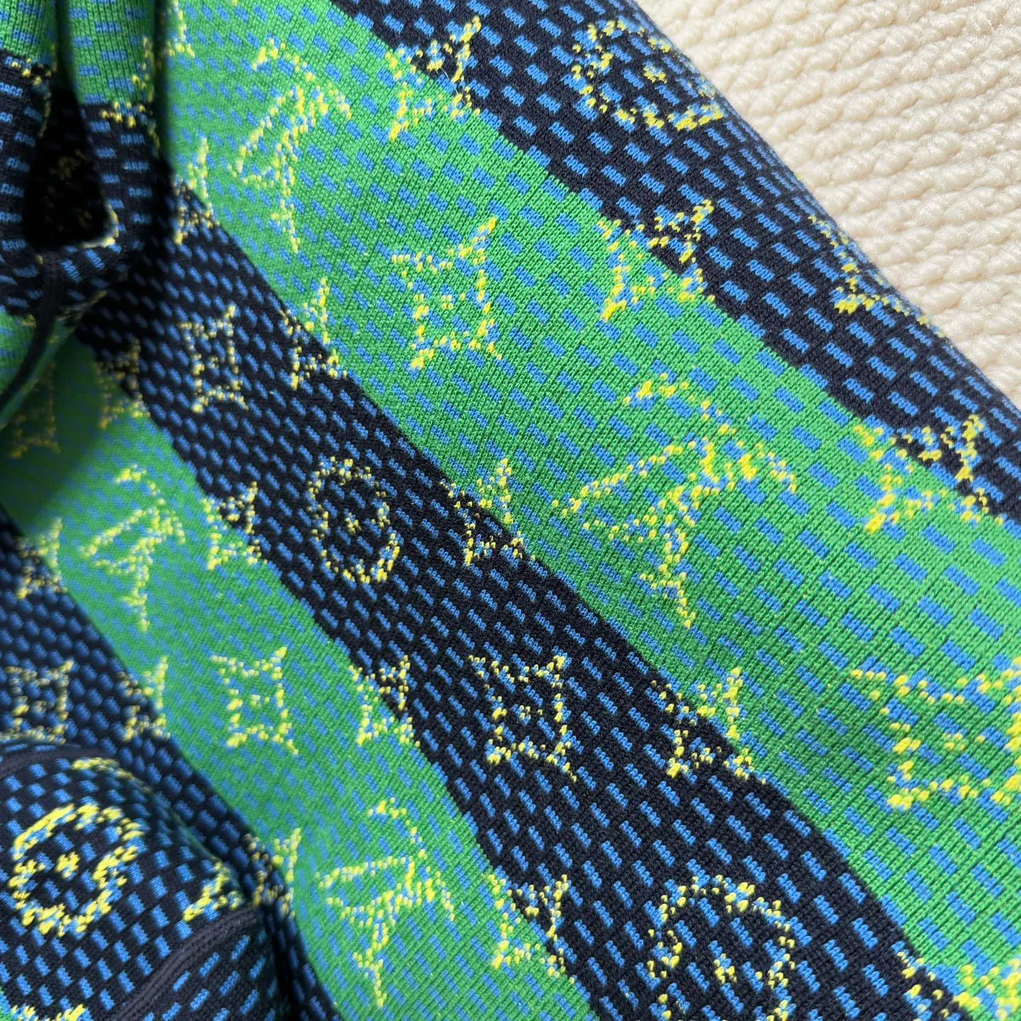 Куртки И Пуховики Женские Louis Vuitton 4888765