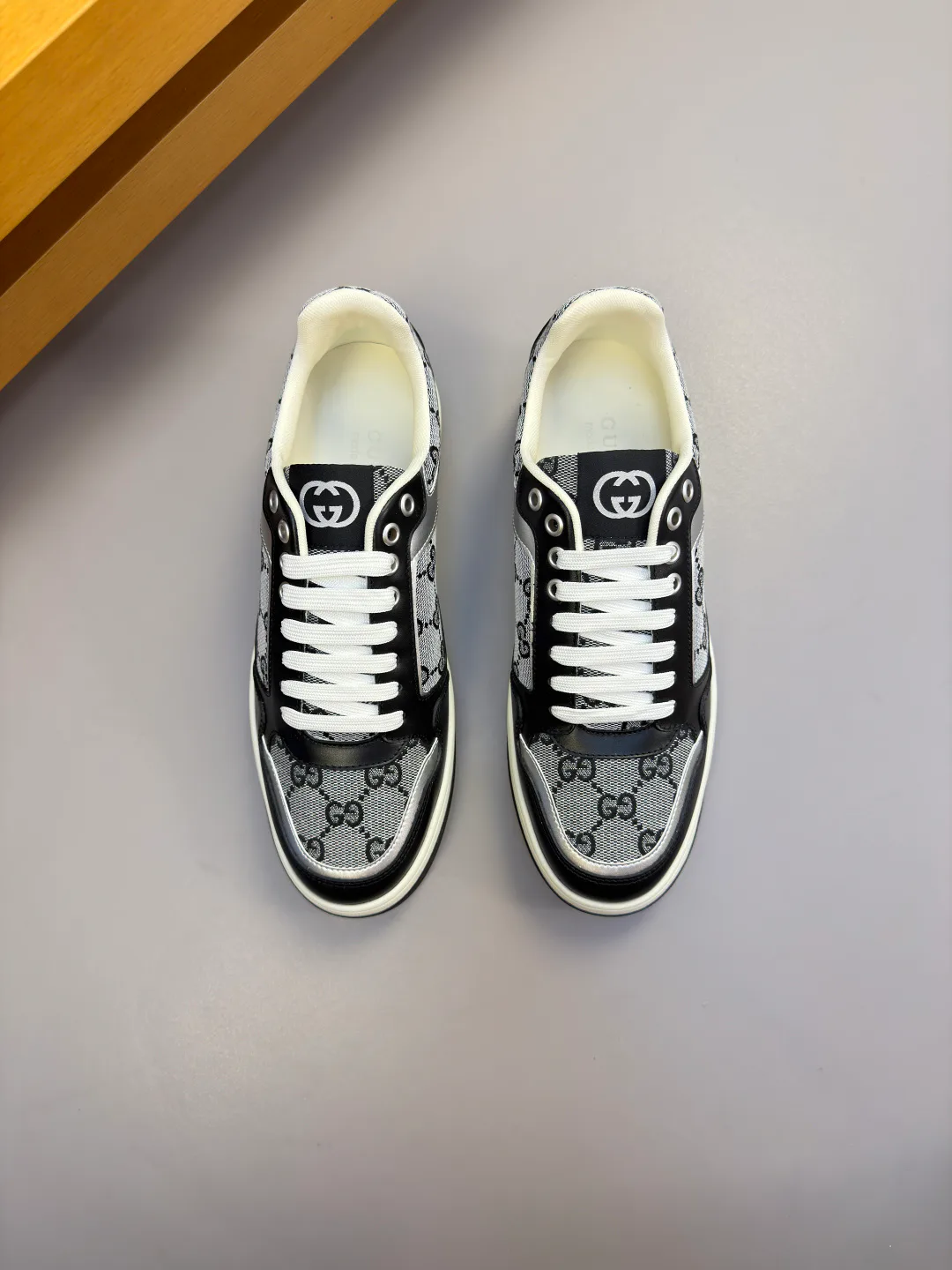 Кроссовки Мужские Gucci 18142457