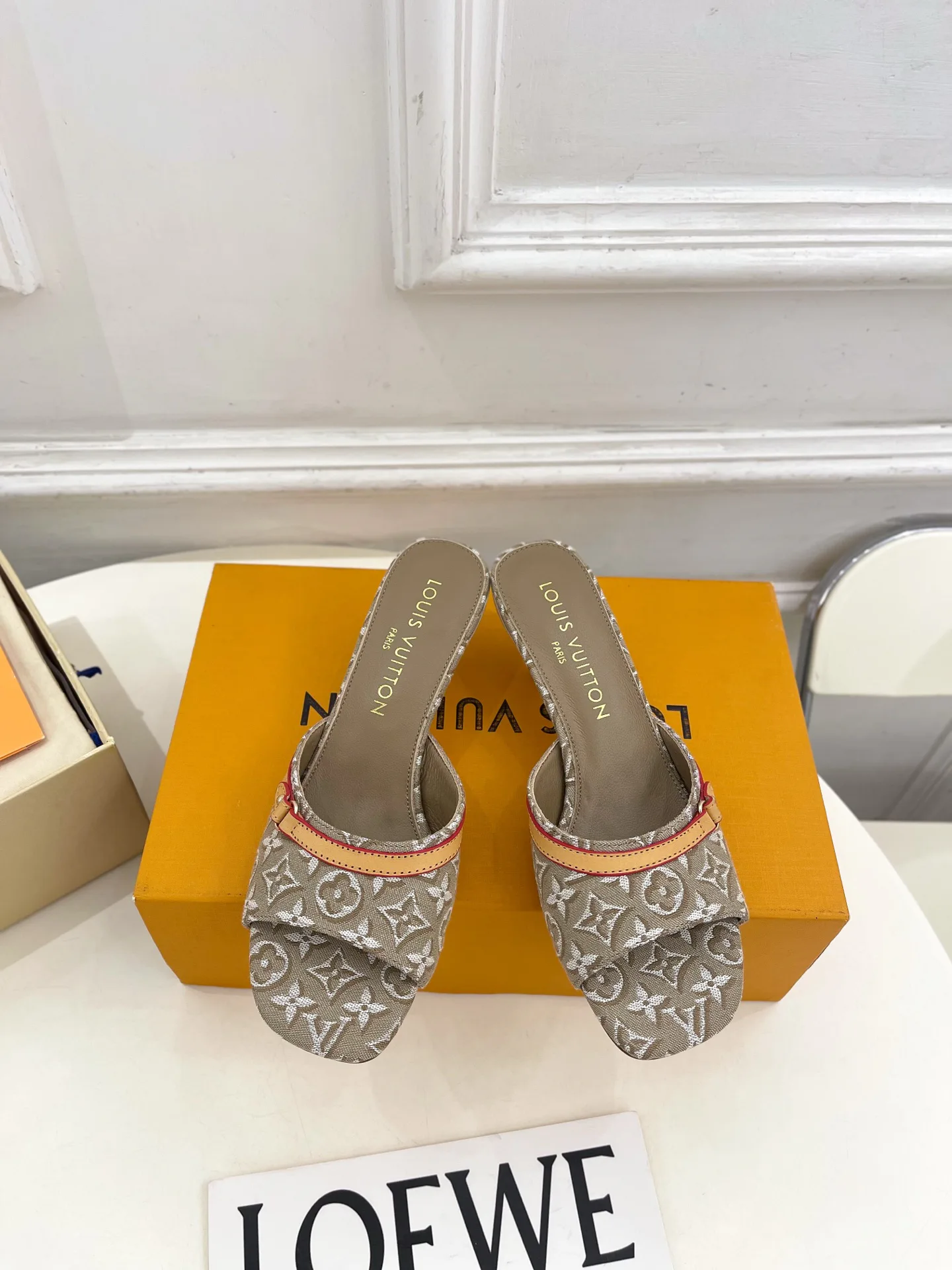 Мюли И Сабо Женские Louis Vuitton 17506939