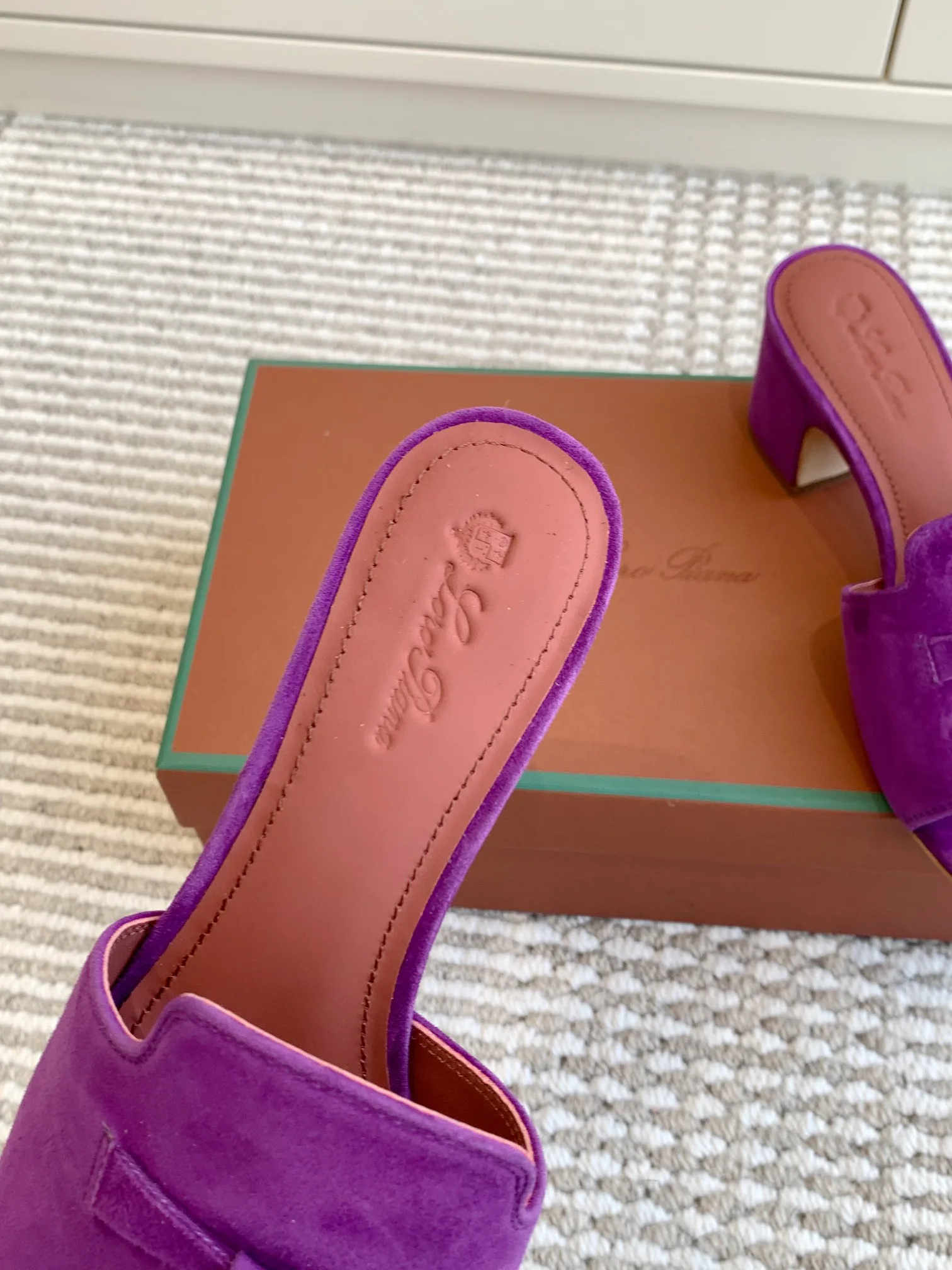 Босоножки Женские Loro Piana 9773