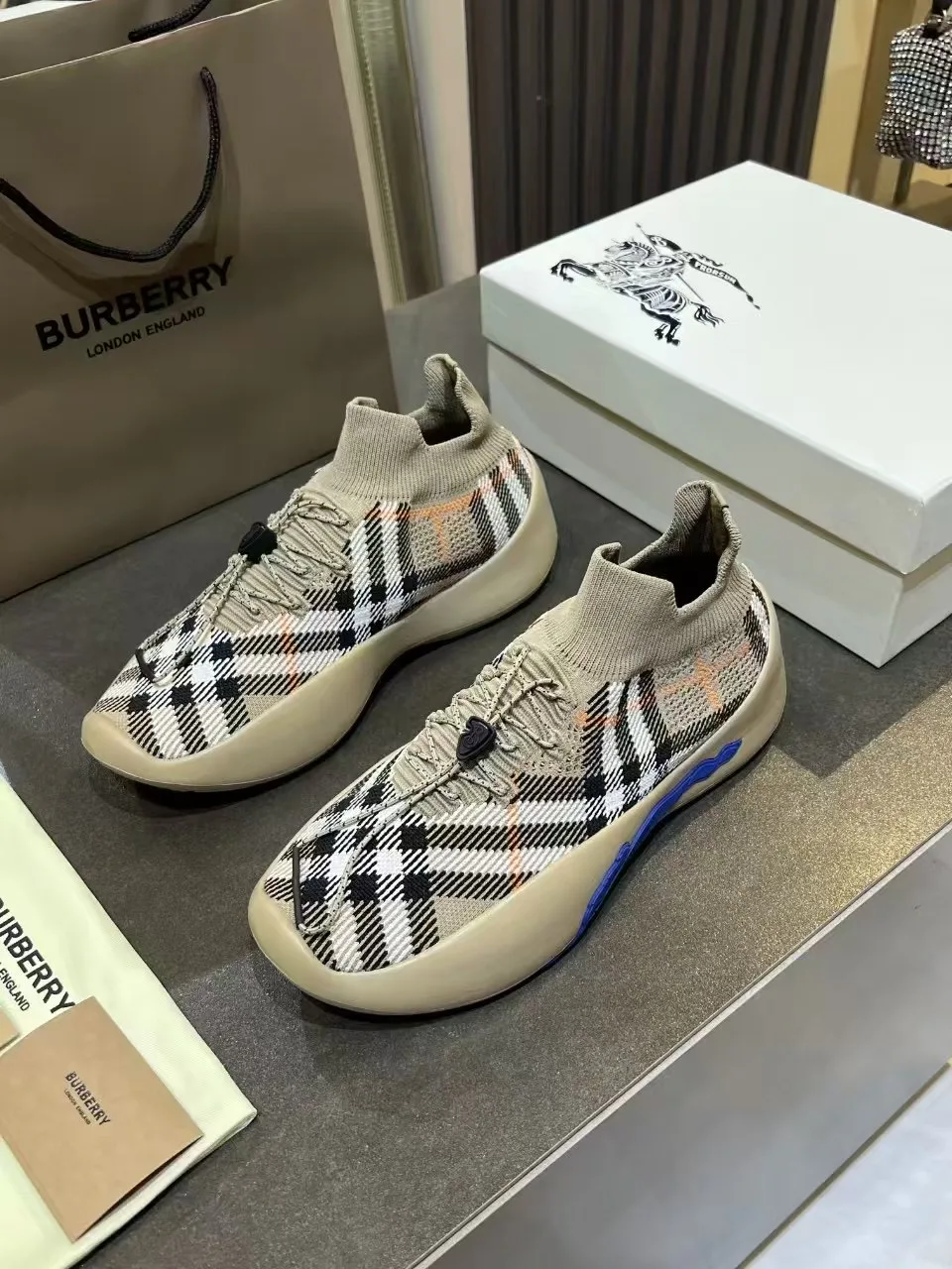 Кроссовки Мужские Burberry 694276