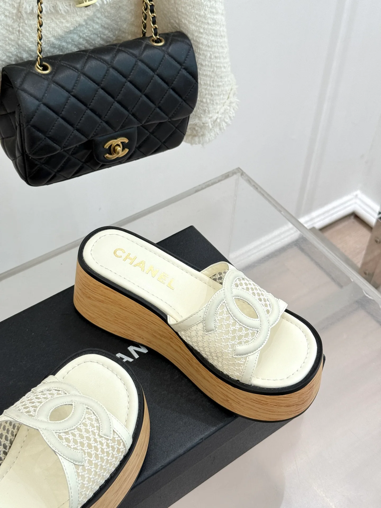 Сандалии Женские Chanel 13269247