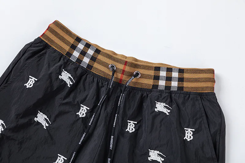 Шорты Мужские Burberry 11784043