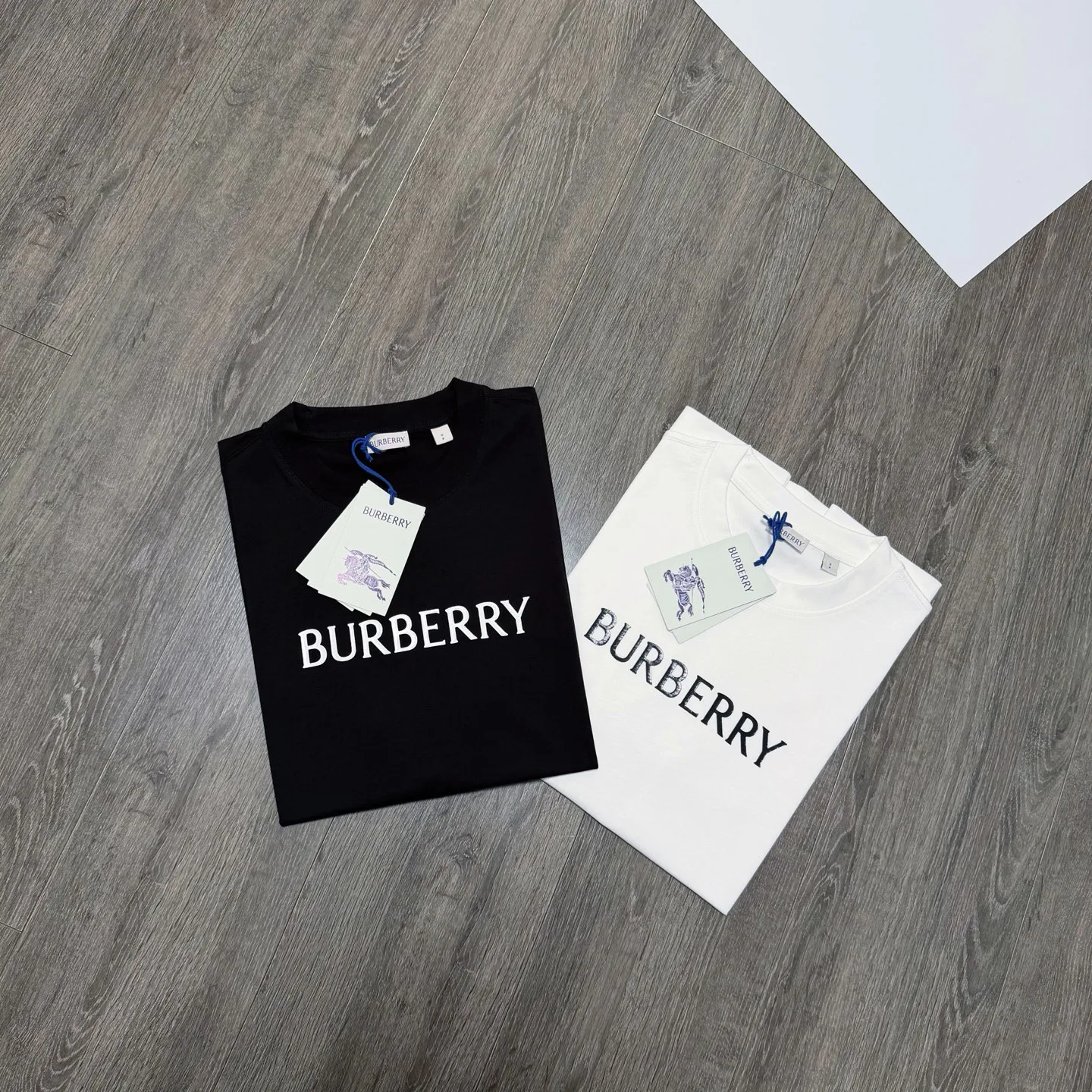 Футболки Женские Balenciaga 11682987