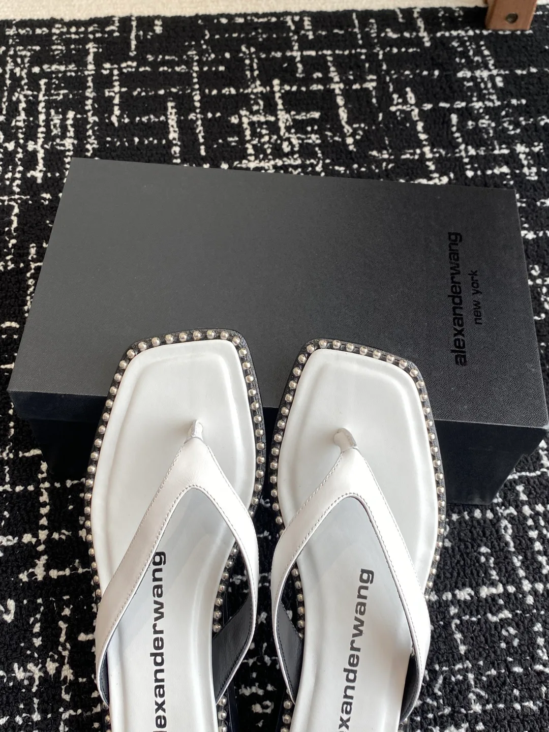 Шлепанцы Женские Alexander Wang 11172