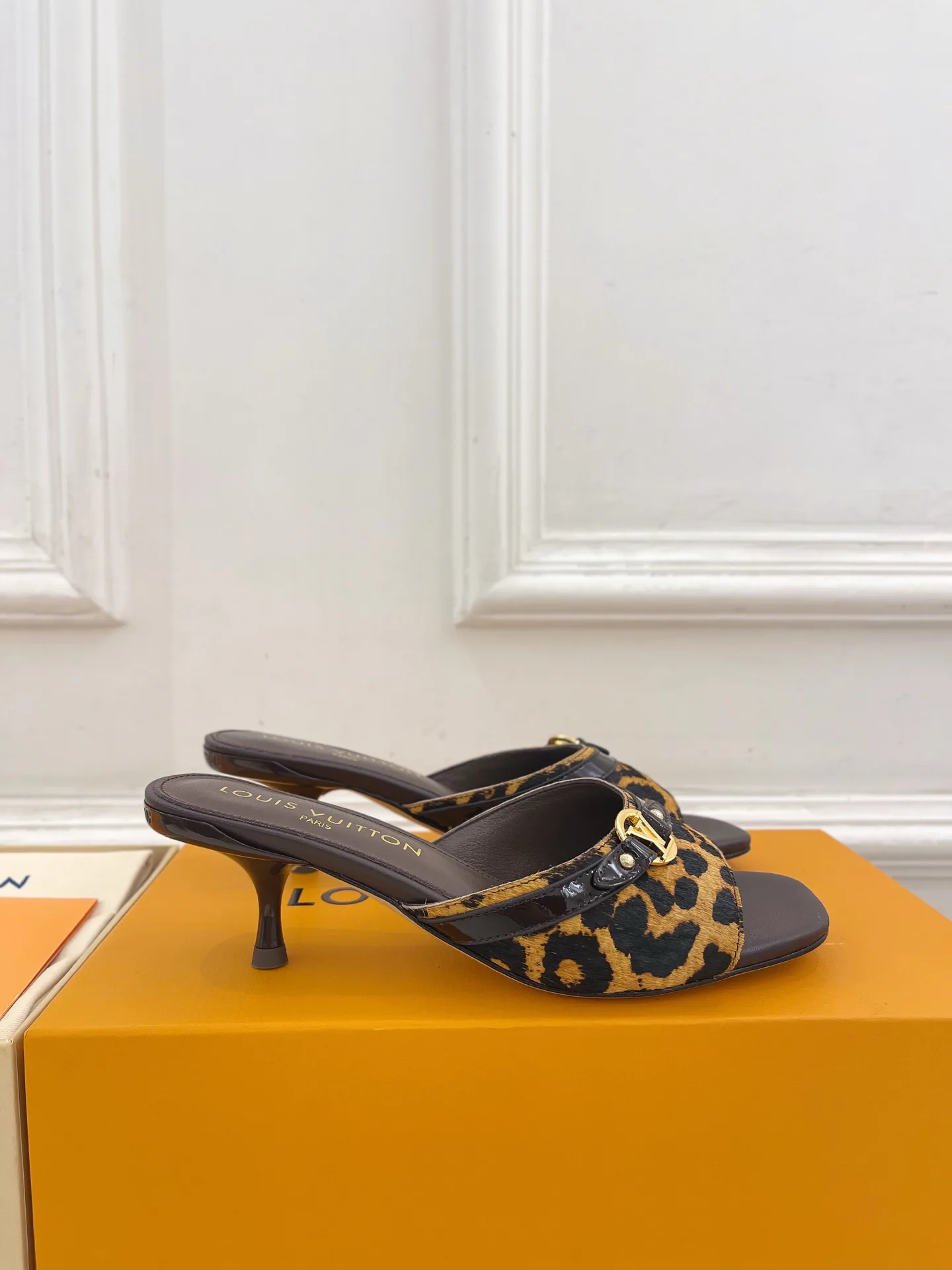 Туфли Женские Louis Vuitton 11458169