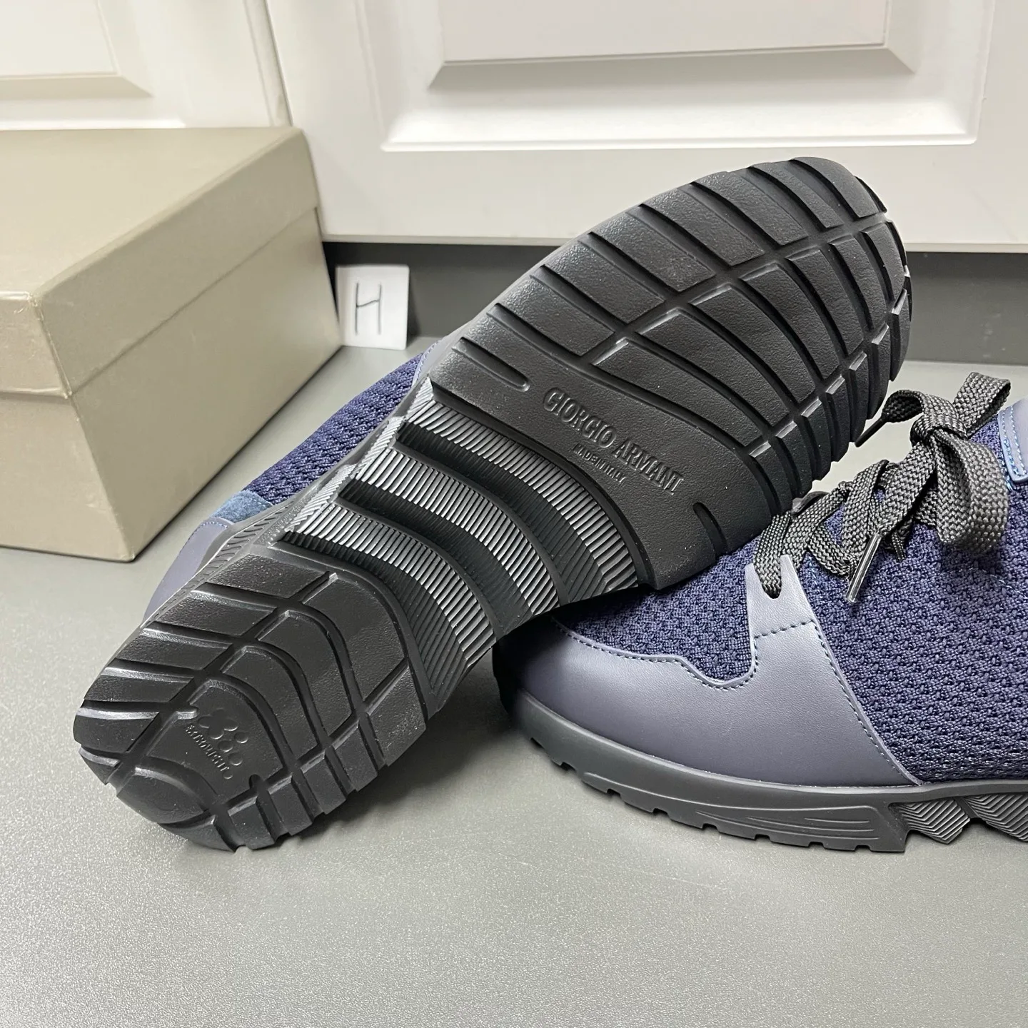 Кроссовки Мужские Armani 17457797