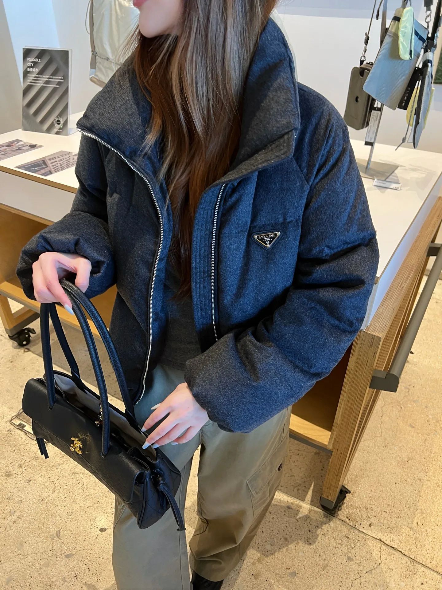 Куртки И Пуховики Женские Prada 18108051
