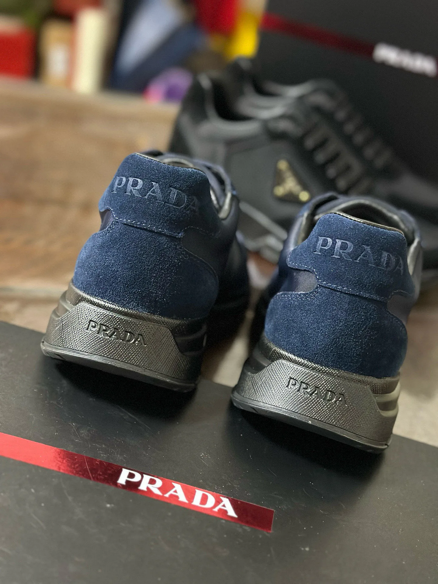 Кроссовки Женские Prada 18708332