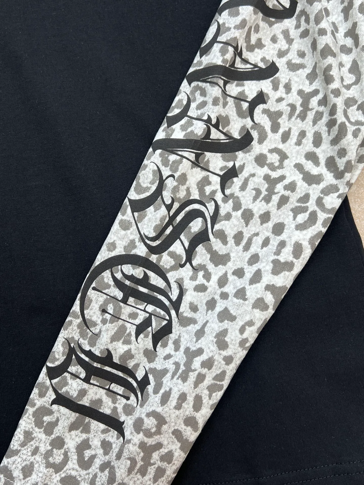 Футболки Женские Chrome Hearts 17571161