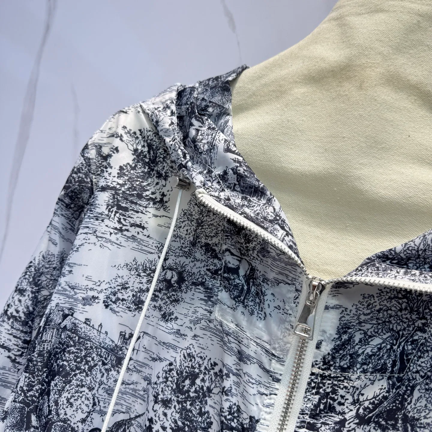 Куртки И Пуховики Женские Christian Dior 29314