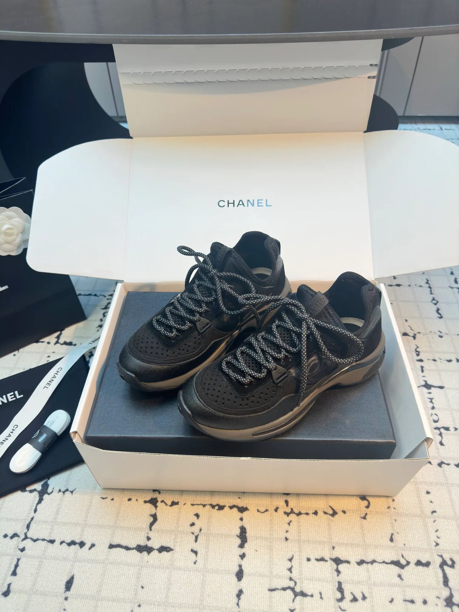 Кроссовки Женские Chanel 9873441