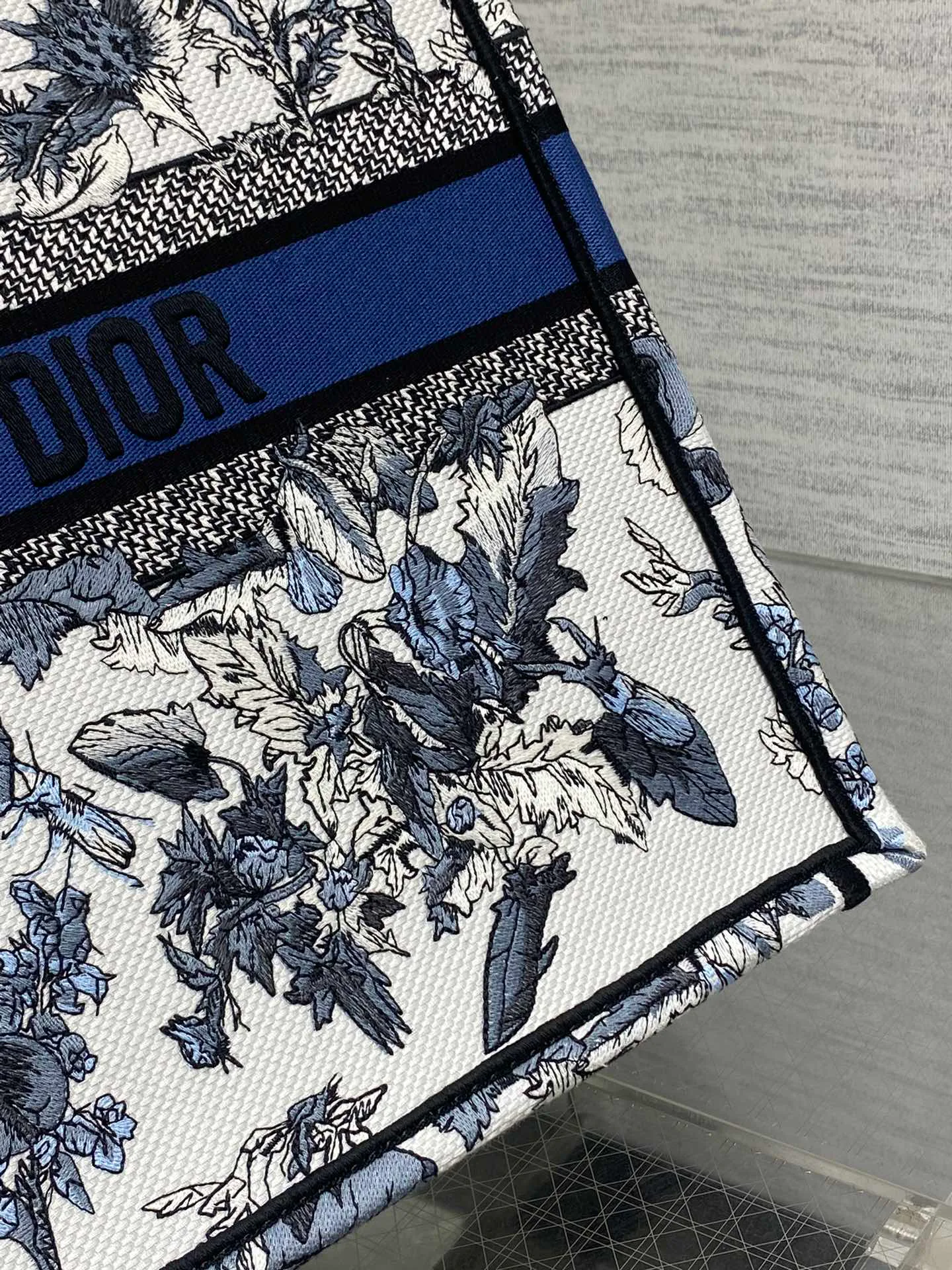 Классические Сумки Женские Christian Dior 13227200