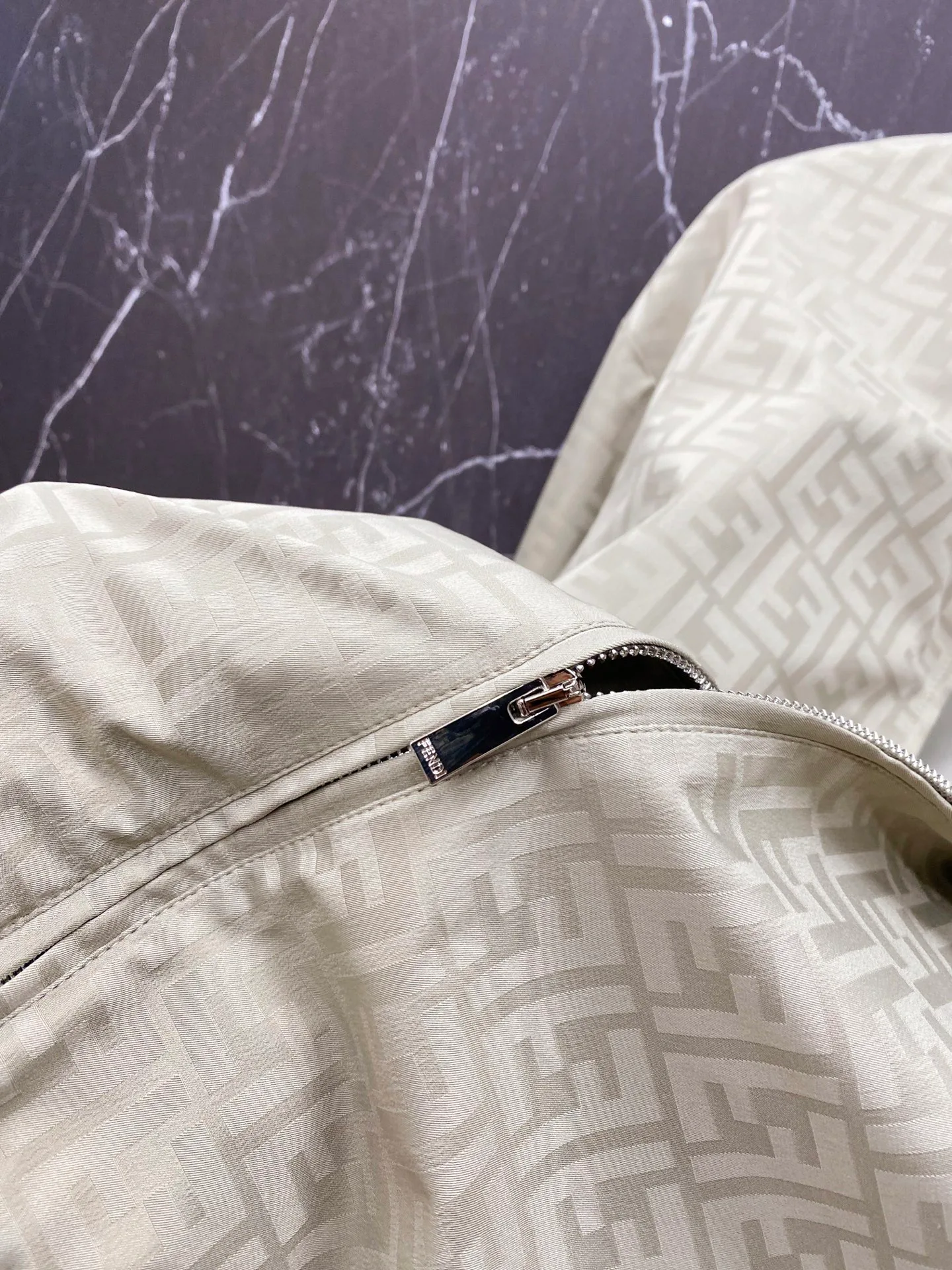 Куртки И Пуховики Мужские Fendi 9760647