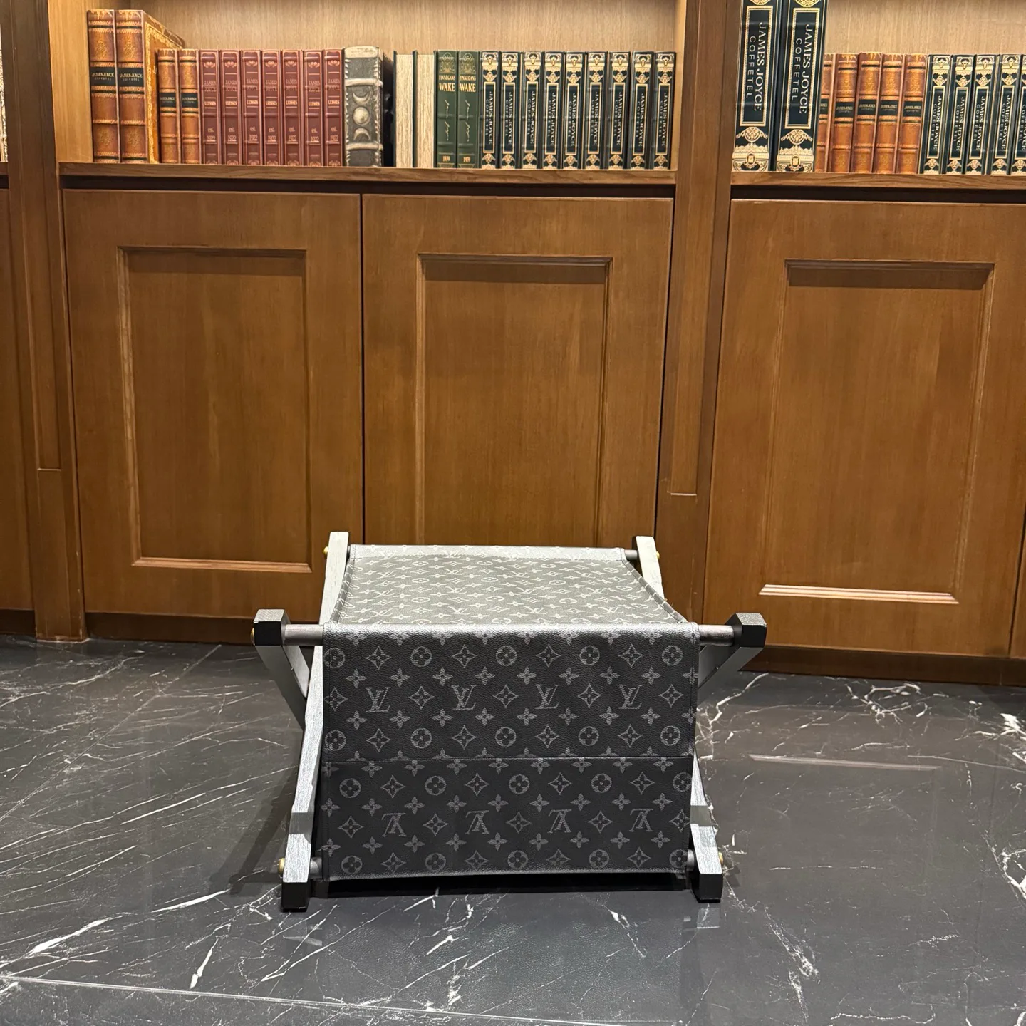 Текстиль Louis Vuitton 11272262