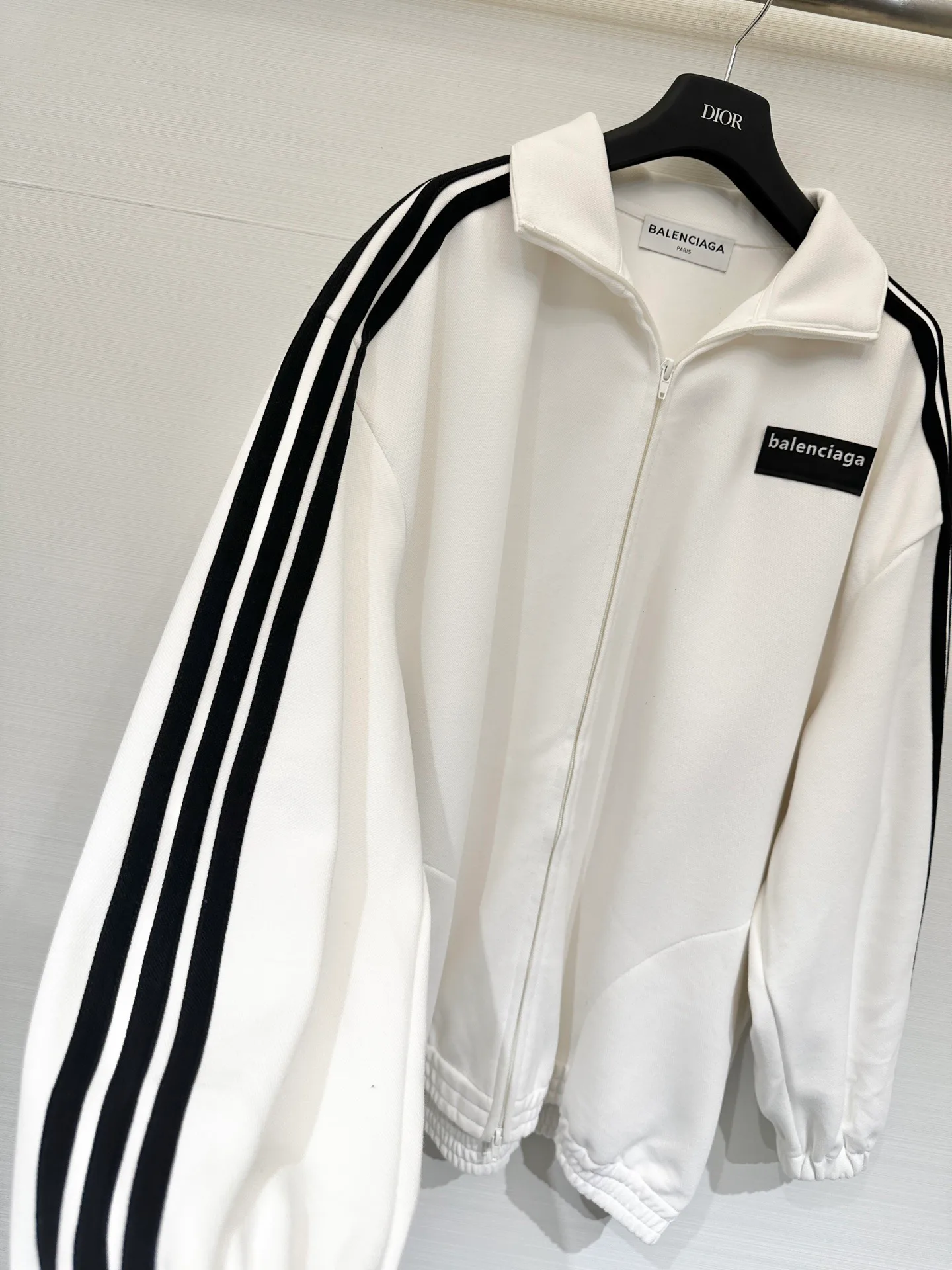 Куртки И Пуховики Женские Balenciaga 5929211