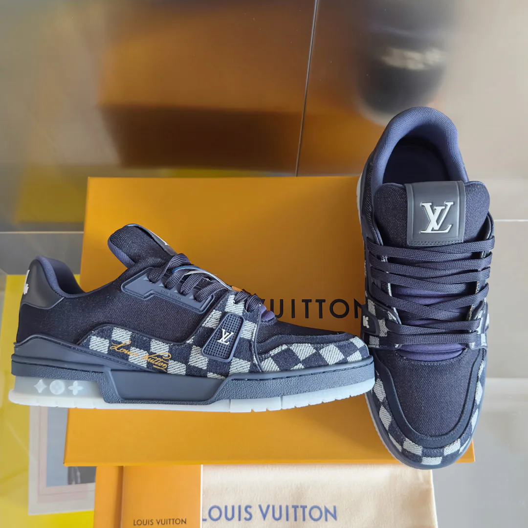 Кроссовки Женские Louis Vuitton 1546677