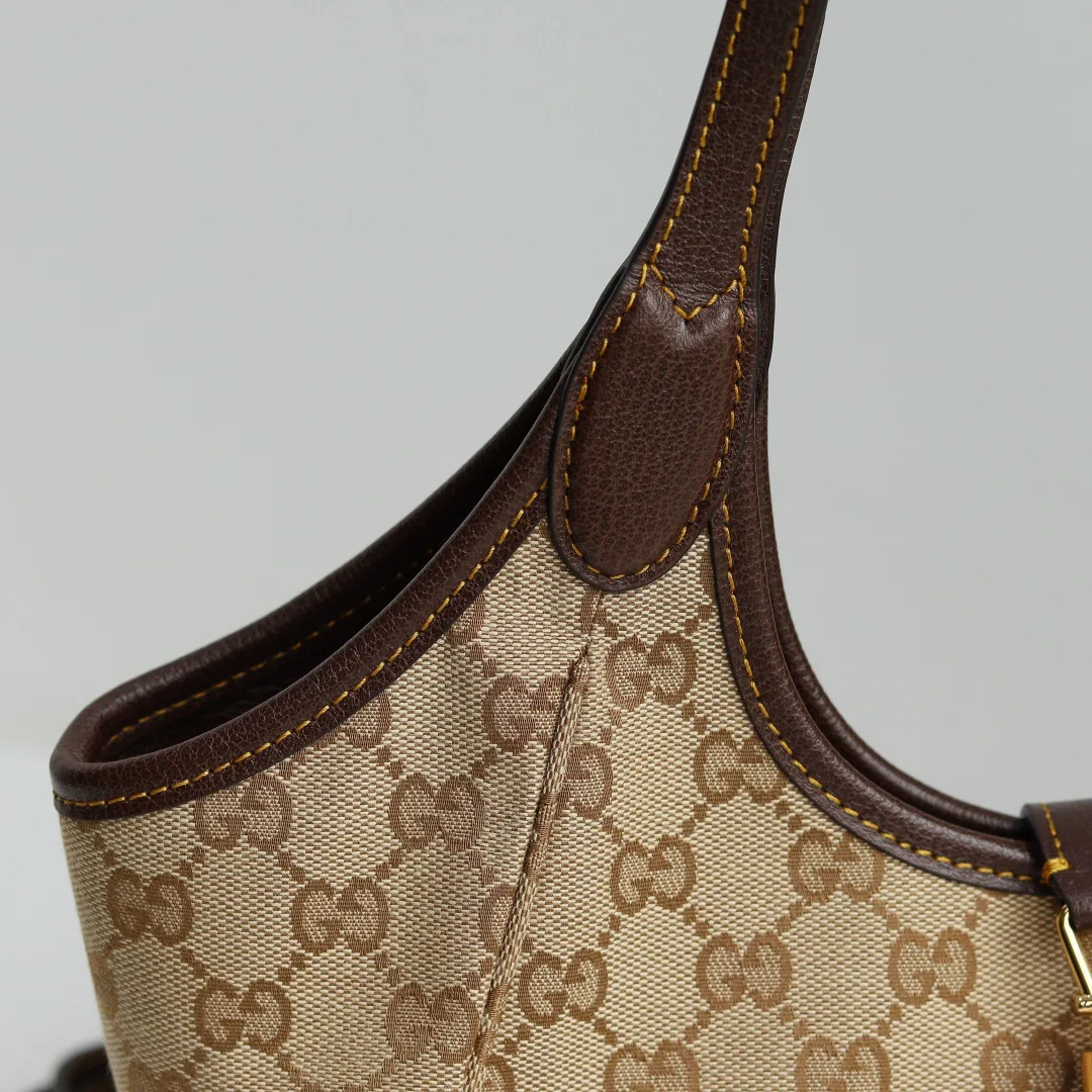 Классические Сумки Женские Gucci 11703973