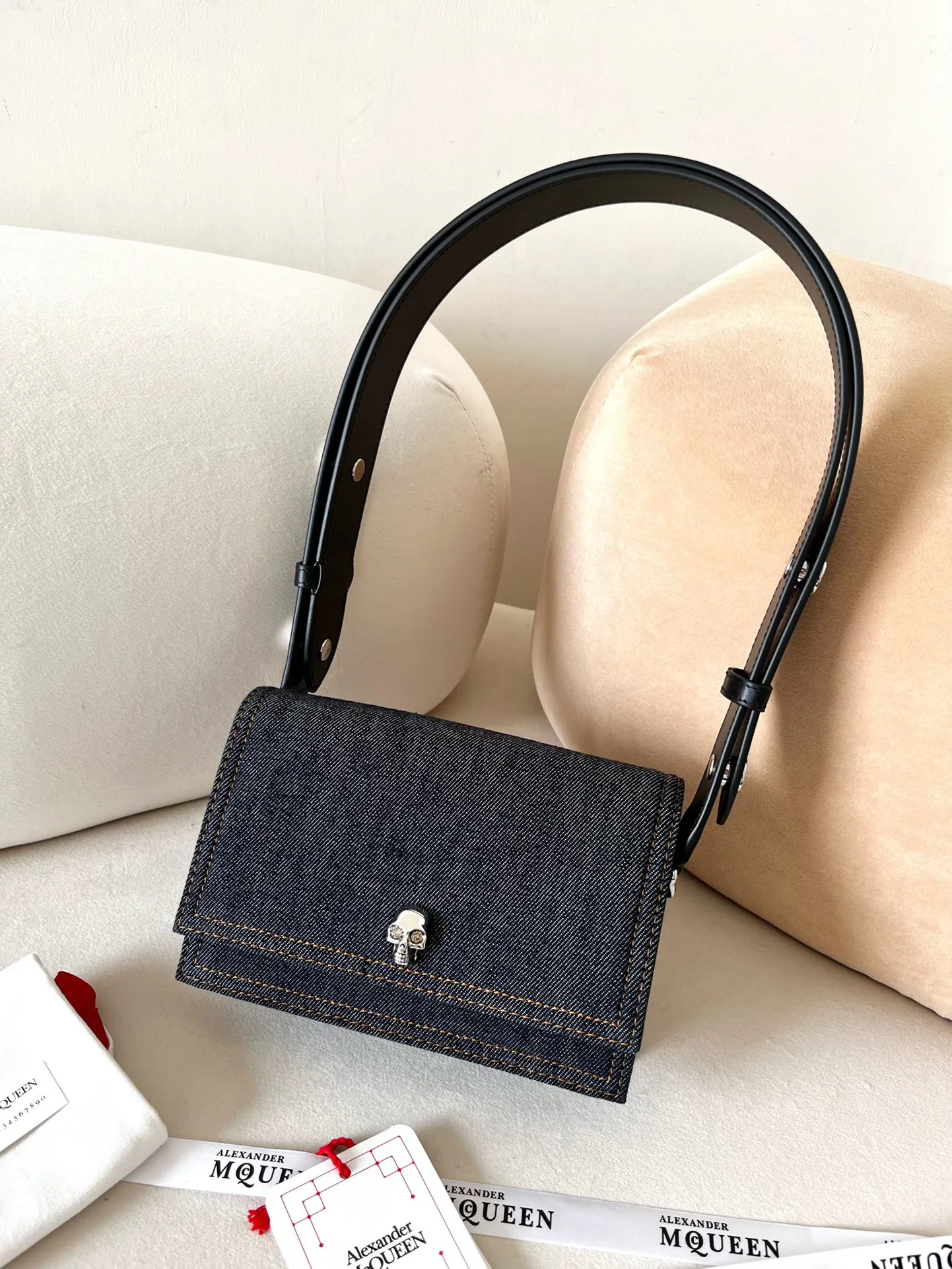 Классические Сумки Женские Alexander Mcqueen 11472486