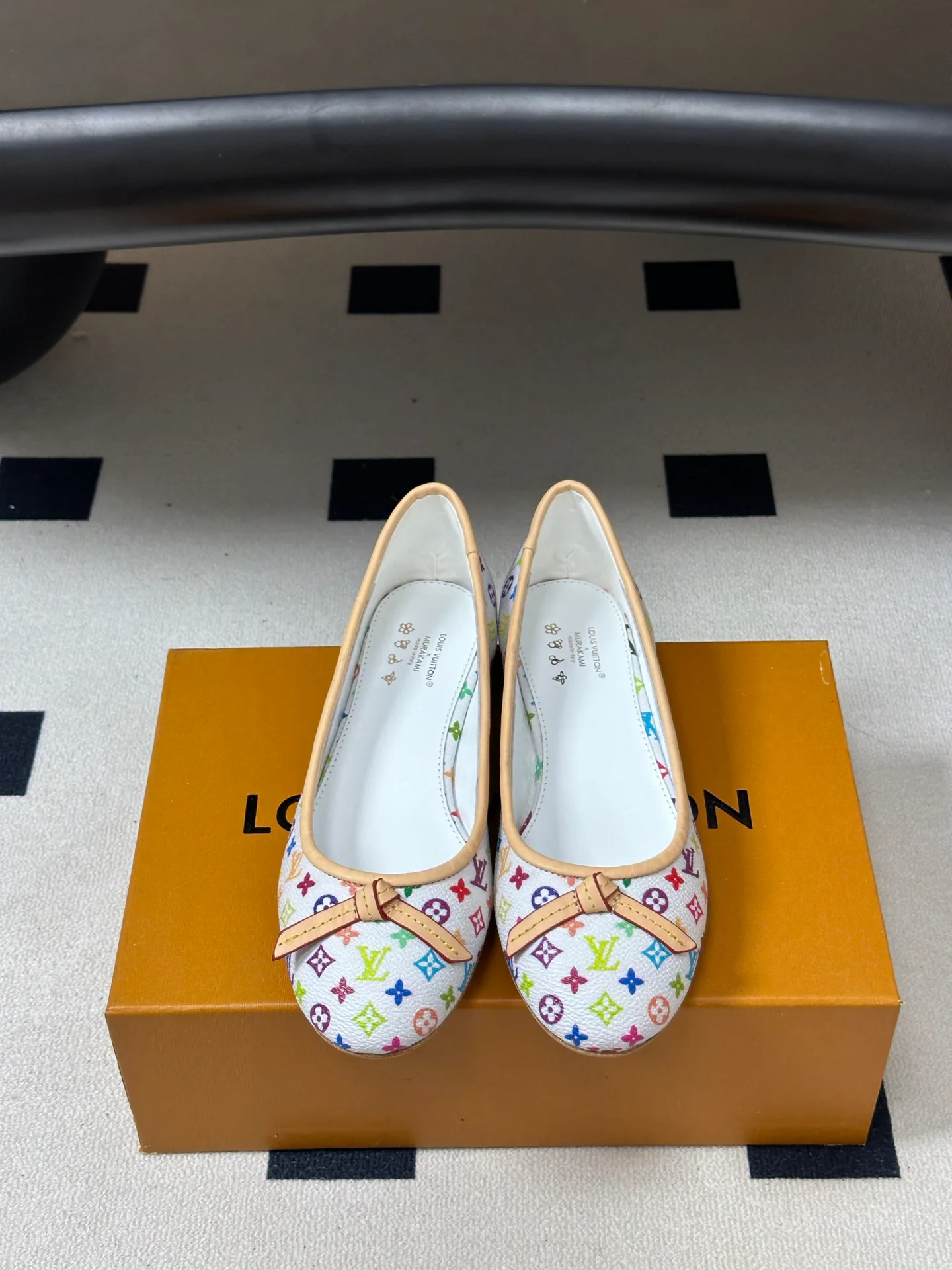 Балетки Женские Louis Vuitton 18049410