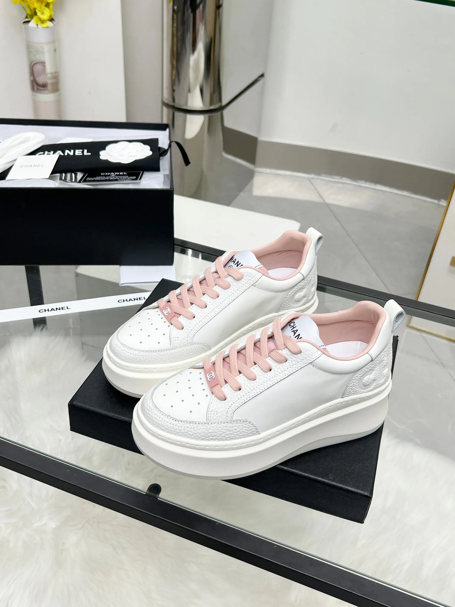 Кроссовки Женские Chanel 11187157