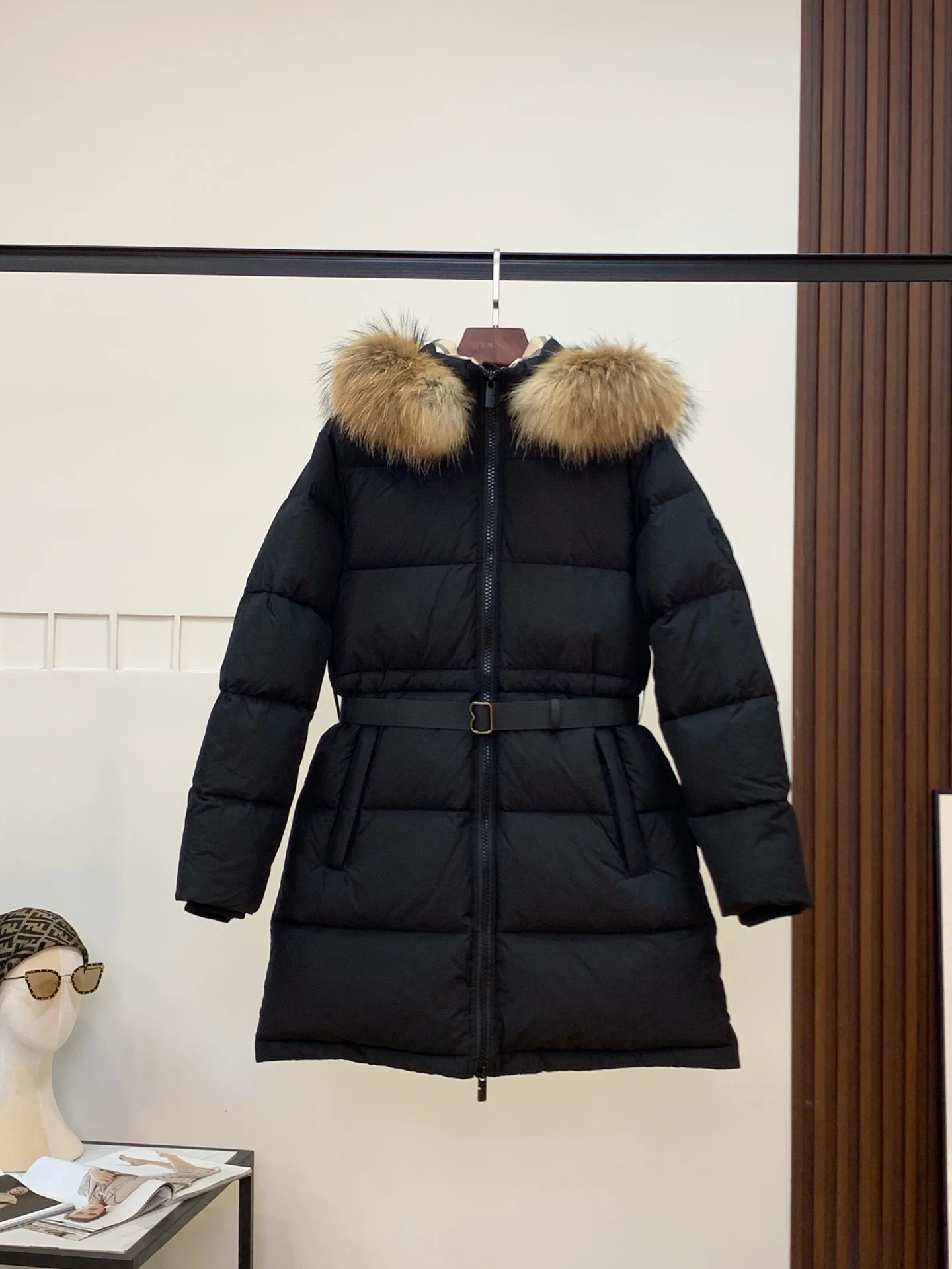 Пуховики Женские Burberry 253159