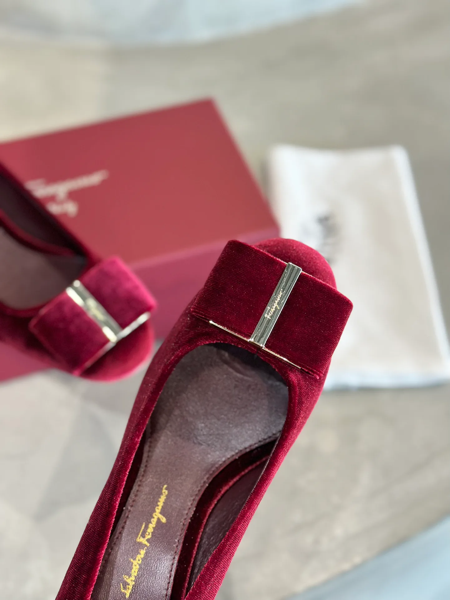 Туфли Женские Salvatore Ferragamo 11675411