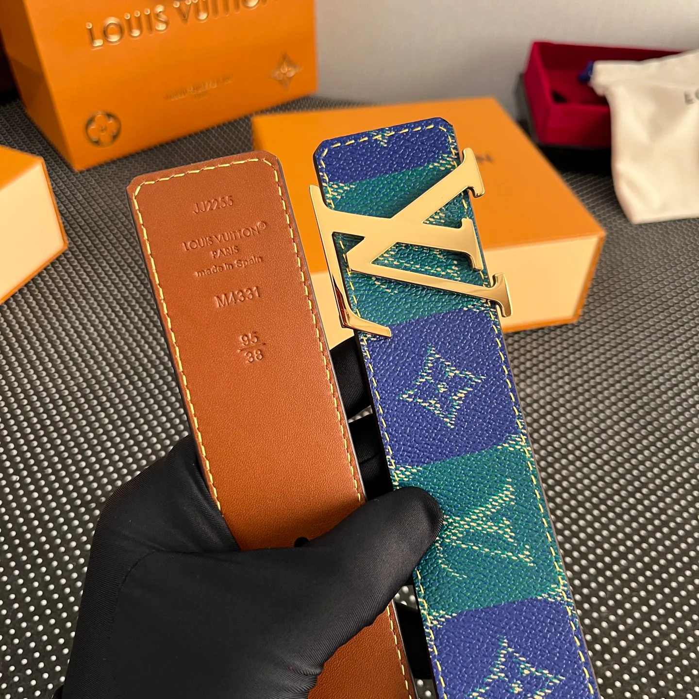 Ремни Louis Vuitton 124147