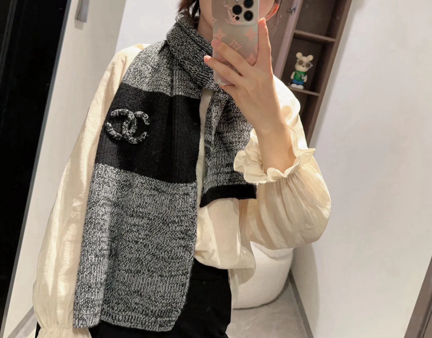 Шарфы Chanel 17940712