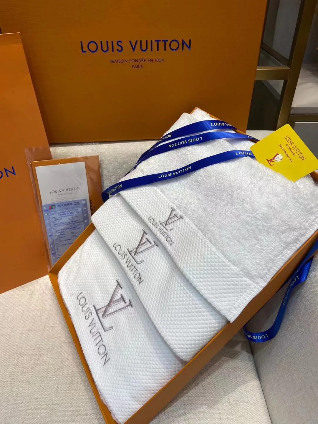 Текстиль Louis Vuitton 281213