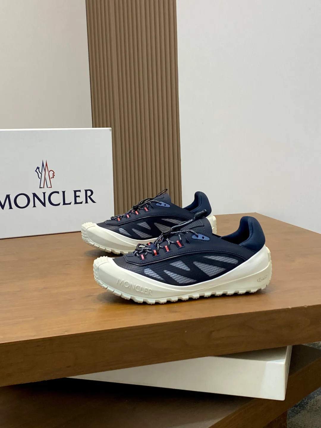 Кроссовки Мужские Moncler 18118847