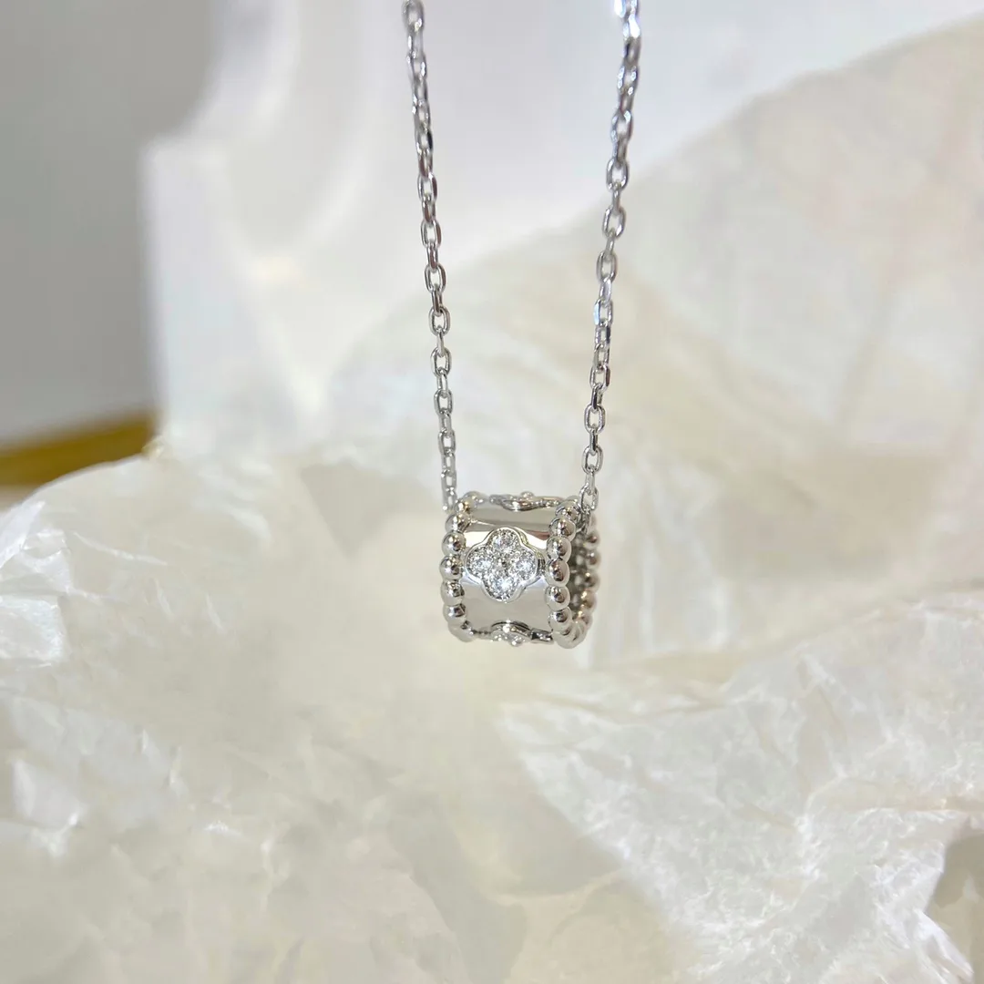 Бижутерия Louis Vuitton 20587