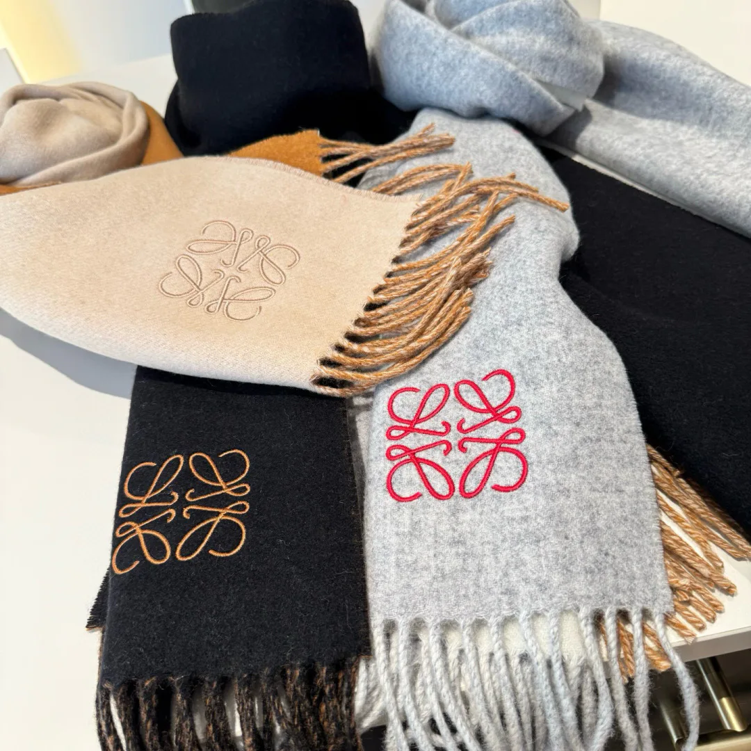 Шарфы Loewe 1420233