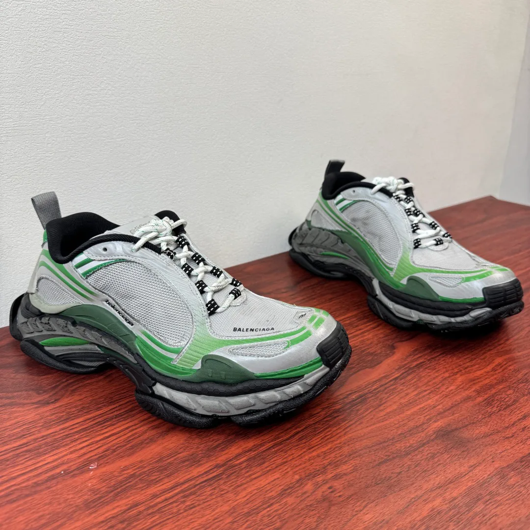 Кроссовки Женские Balenciaga 14845608