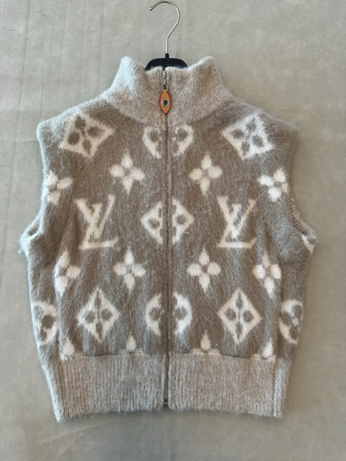 Жилеты Женские Louis Vuitton 18829872