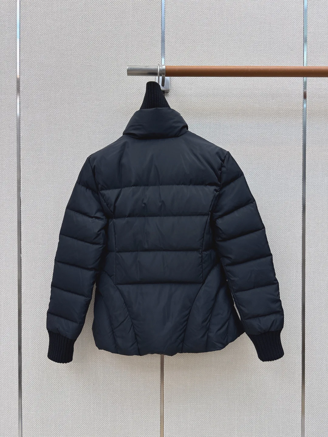 Куртки И Пуховики Женские Prada 18711539