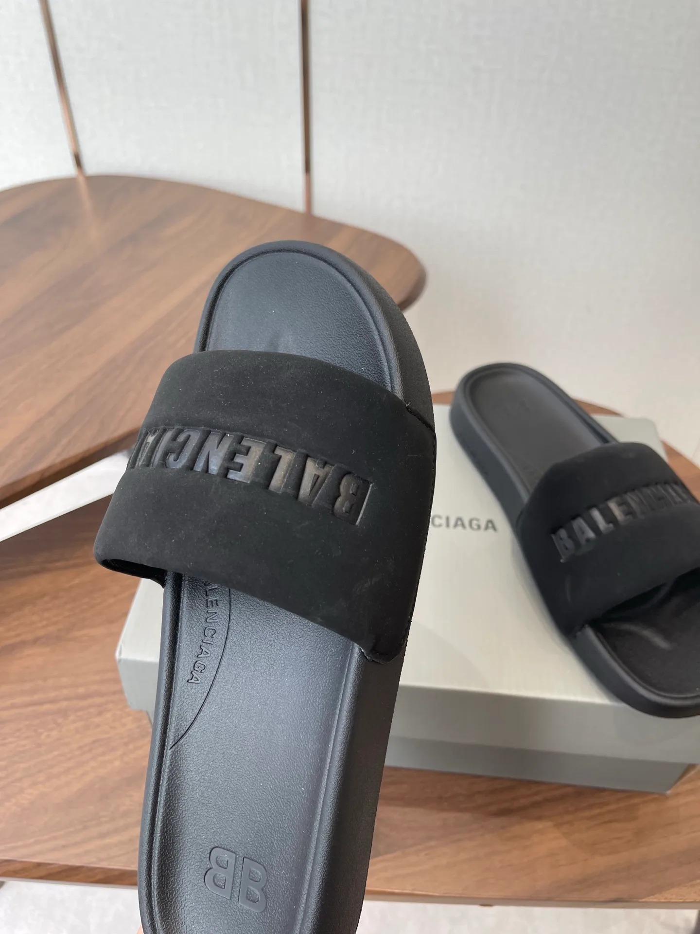 Шлепанцы Женские Balenciaga 11227405