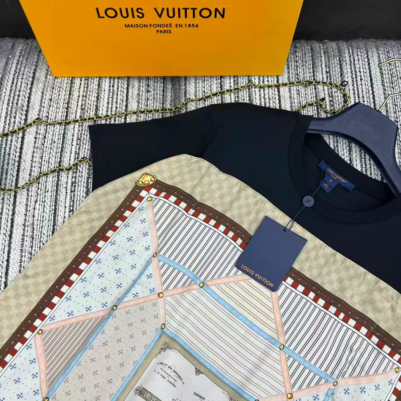 Футболки Женские Louis Vuitton 13356464