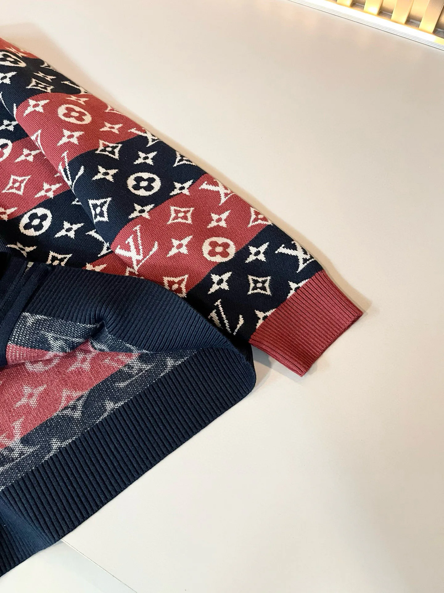 Джемперы И Свитеры Мужские Louis Vuitton 1220347