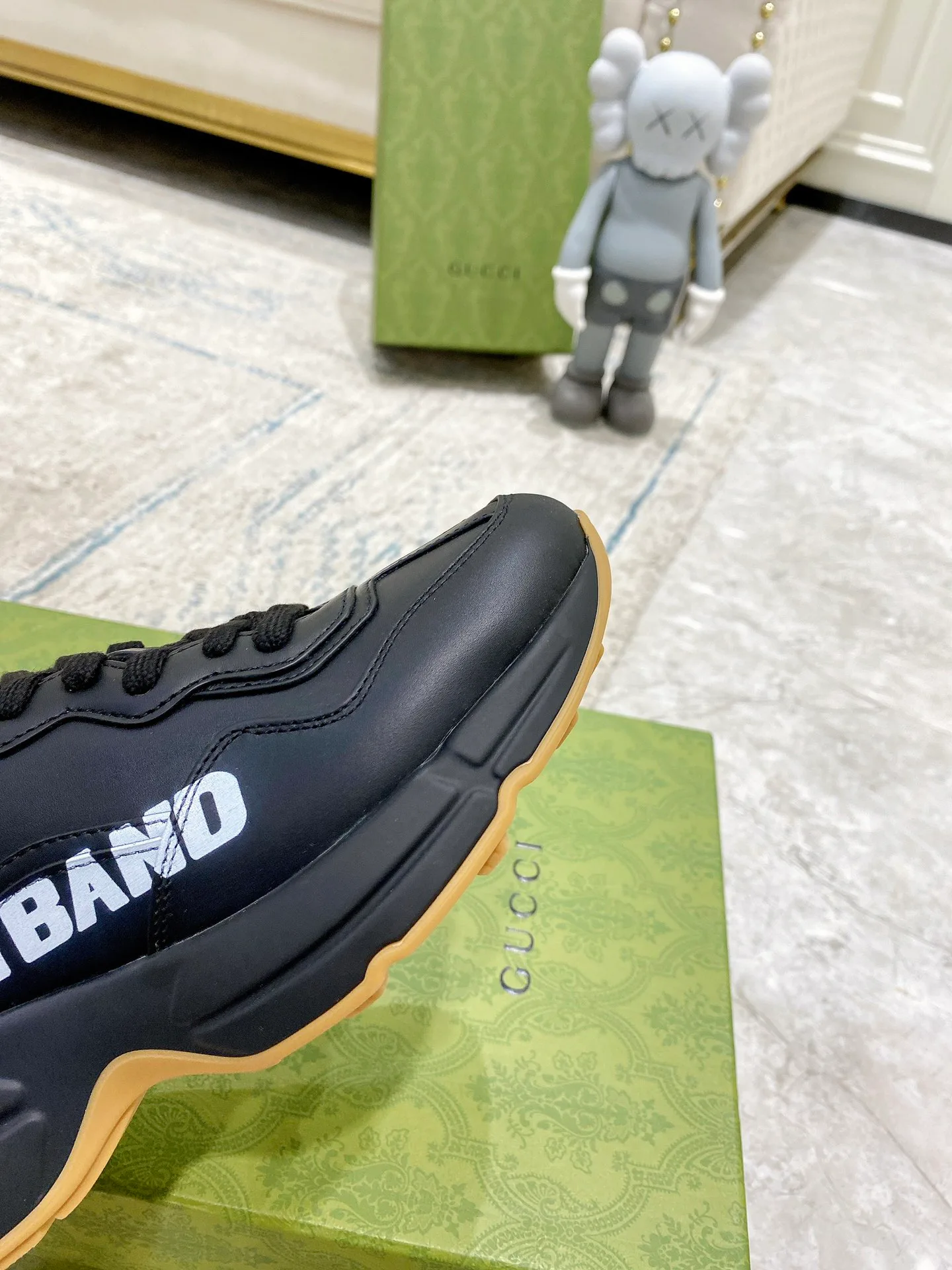 Кроссовки Женские Gucci 375828