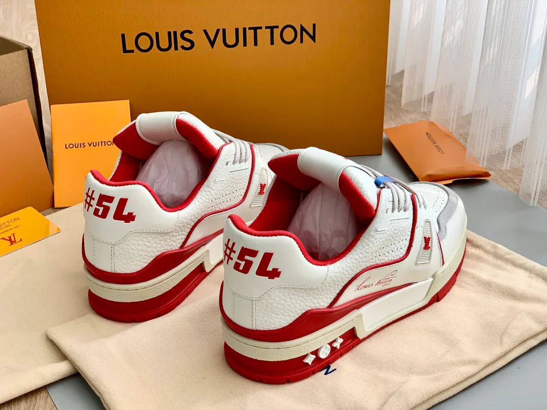Кроссовки Женские Louis Vuitton 18014142