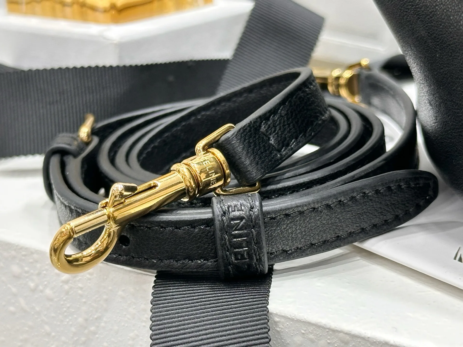 Классические Сумки Женские Celine 18210838
