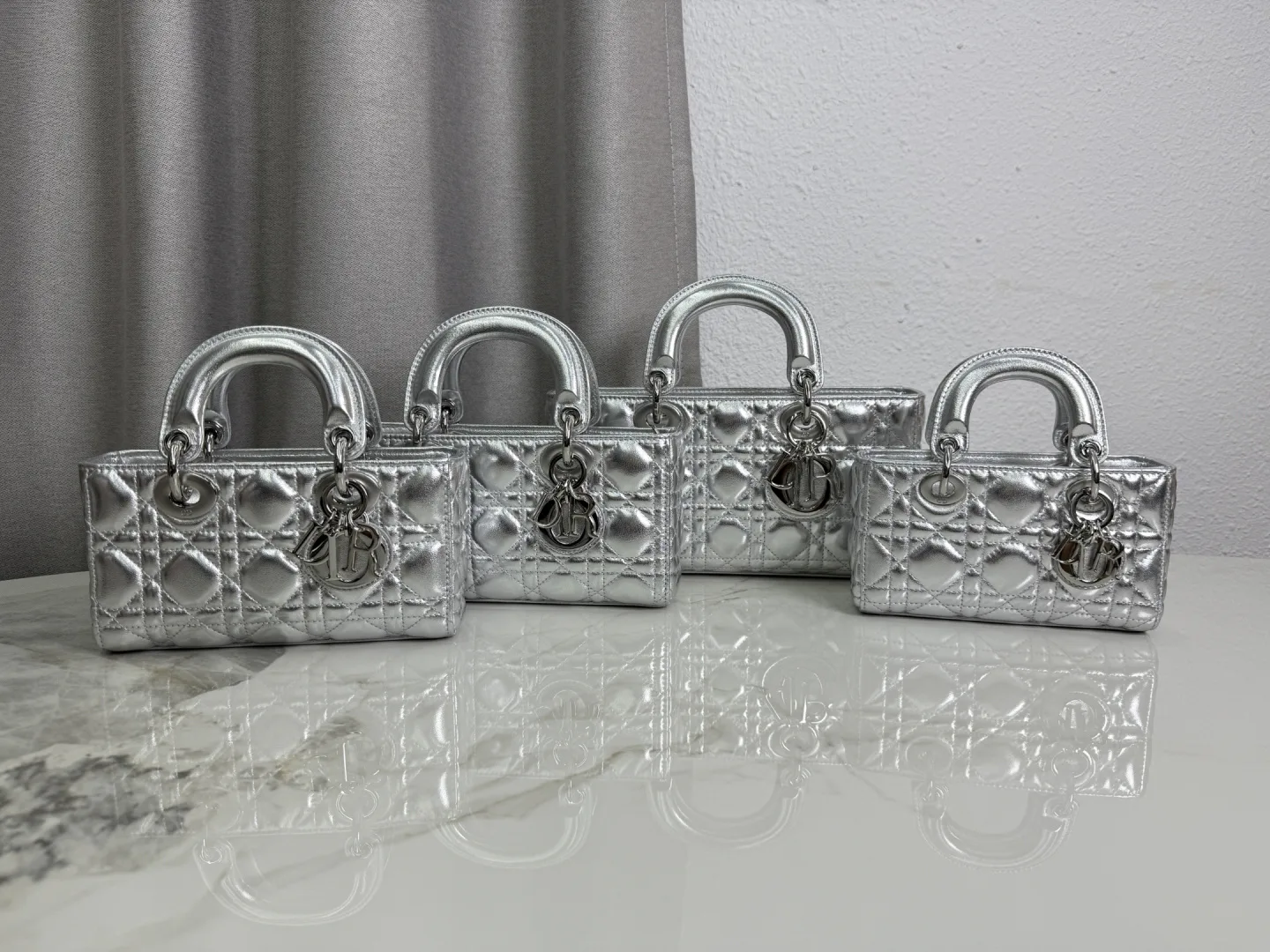 Классические Сумки Женские Christian Dior 18116444
