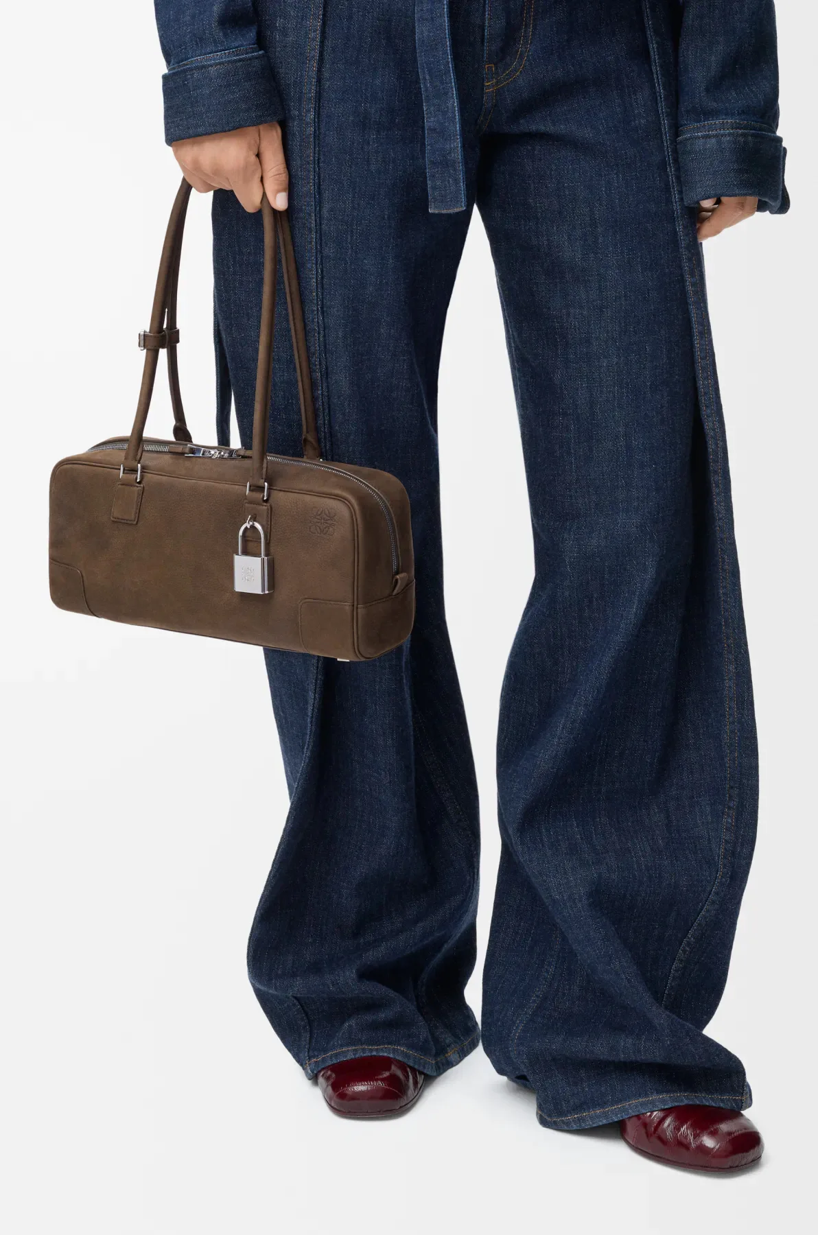 Классические Сумки Женские Loewe 11504272