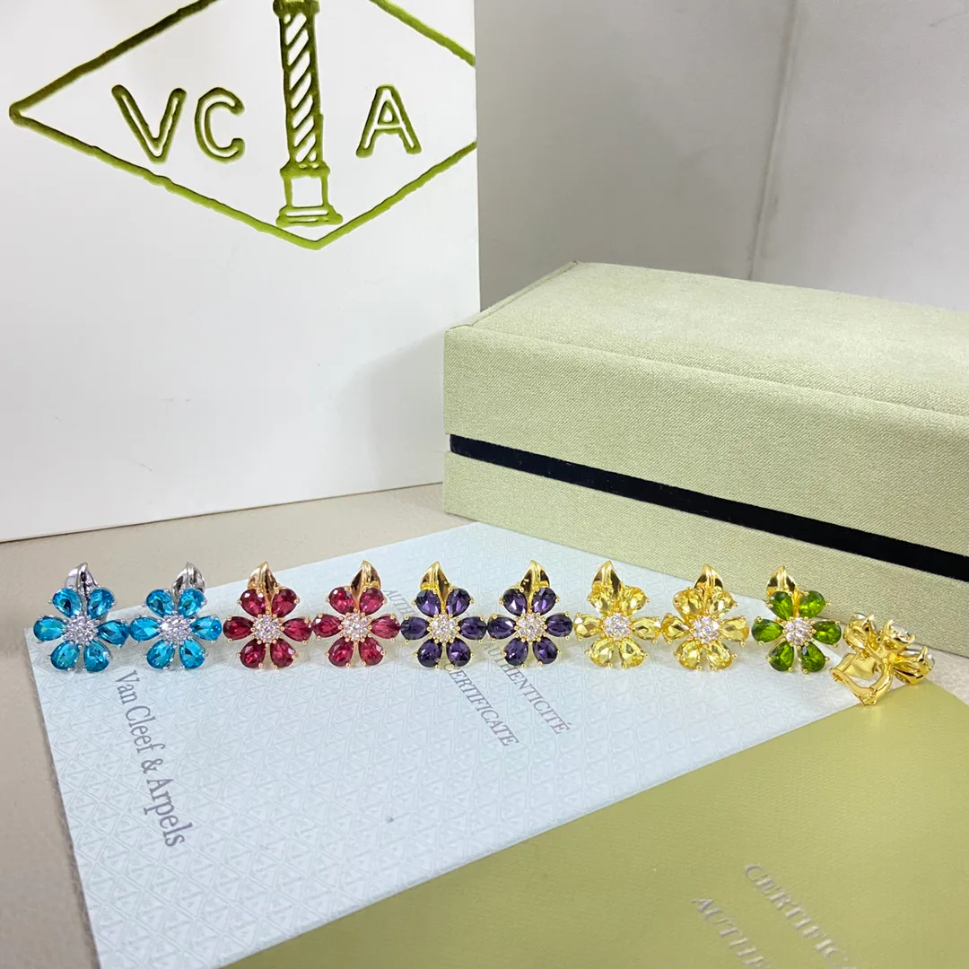 Бижутерия Van Cleef & Arpels 10621288