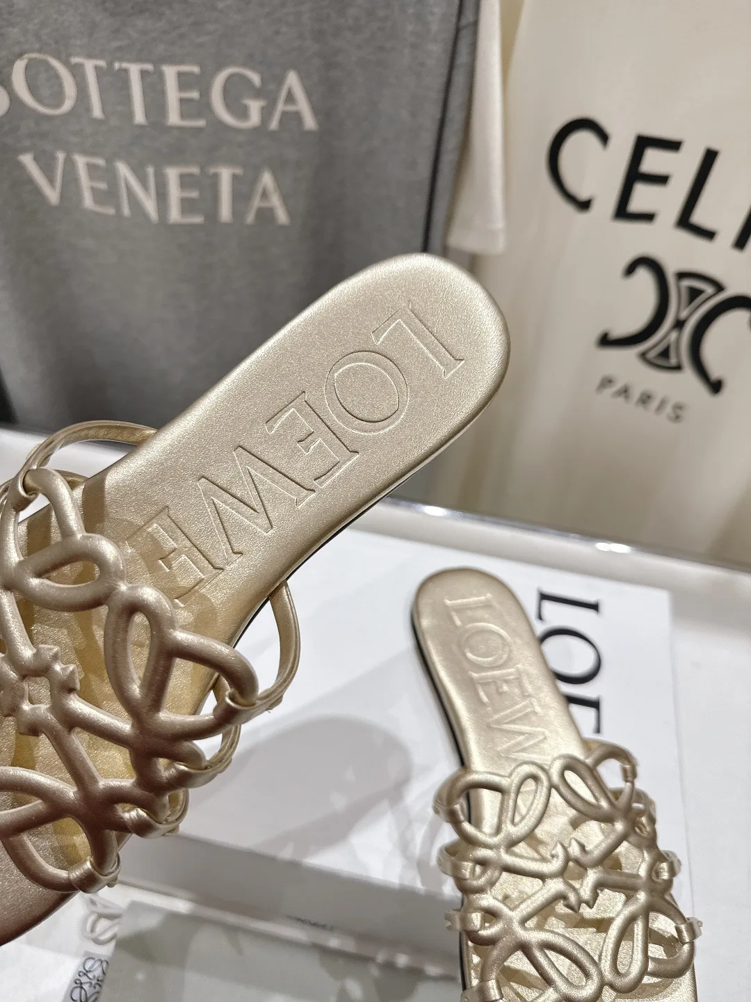 Шлепанцы Женские Loewe 10895760