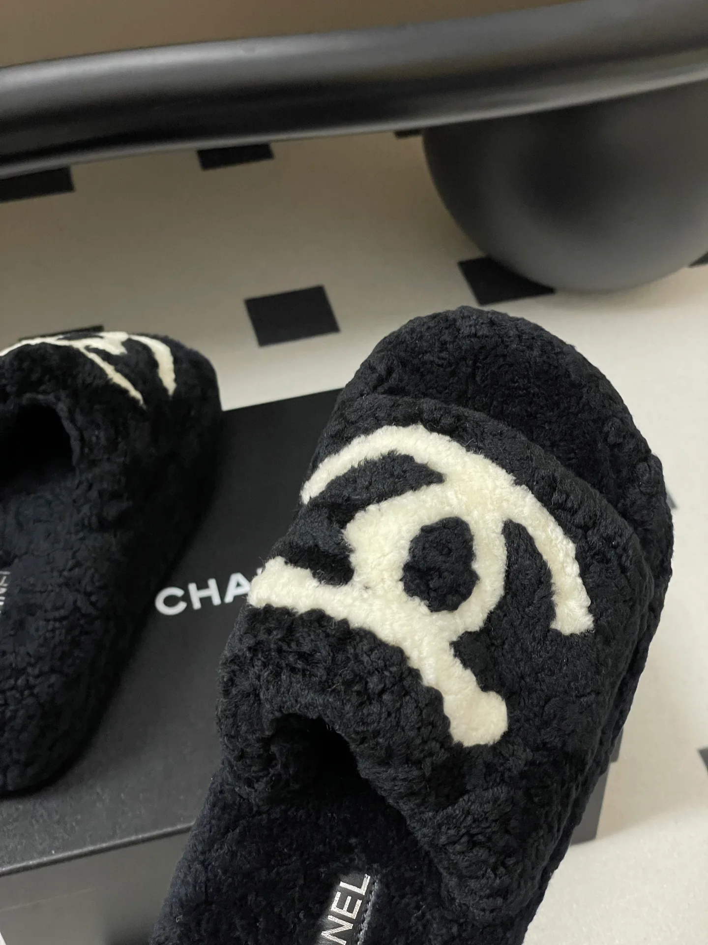 Тапочки Женские Chanel 94567