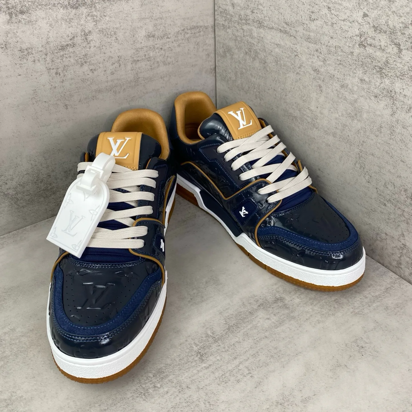 Кроссовки Женские Louis Vuitton 17961749
